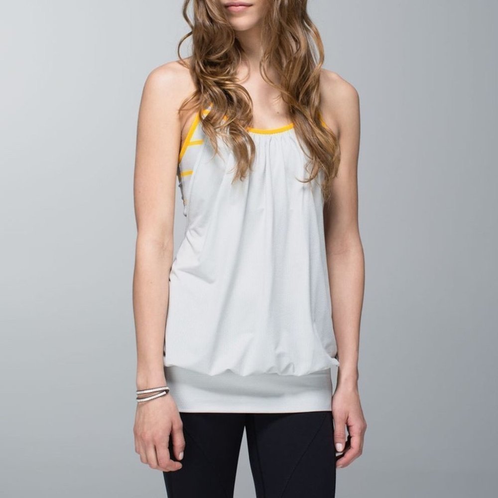 𝅺lululemon • No Limits Tank